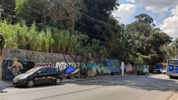 Terreno comercial que é o lote 28, tem 12 metros de frente, tem mais ou menos a profundidade de 64 metrosà, os dois lotes juntos tem 1.485 metros quadrados venda no bairro Tremembé - São Paulo/SP