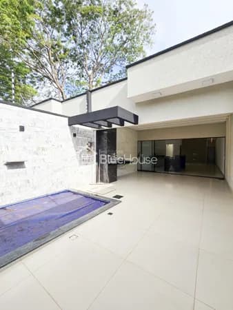 Casa com 3 Quartos Sendo 1 Suíte e Piscina a venda, no Recanto do Bosque em Goiânia/GO