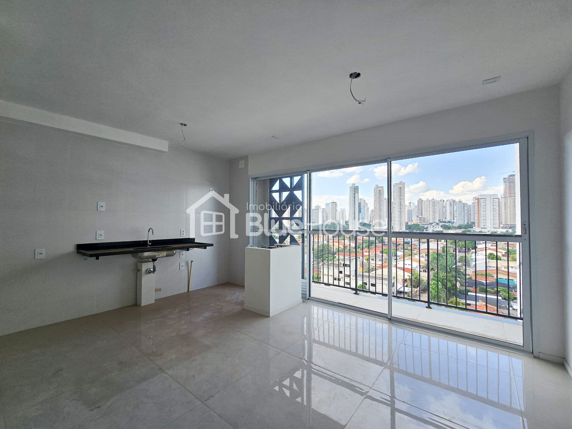 Apartamento 3 Quartos com Suíte no Wish 211 no 11º andar – 76m² e 02 Vagas de Garagem.