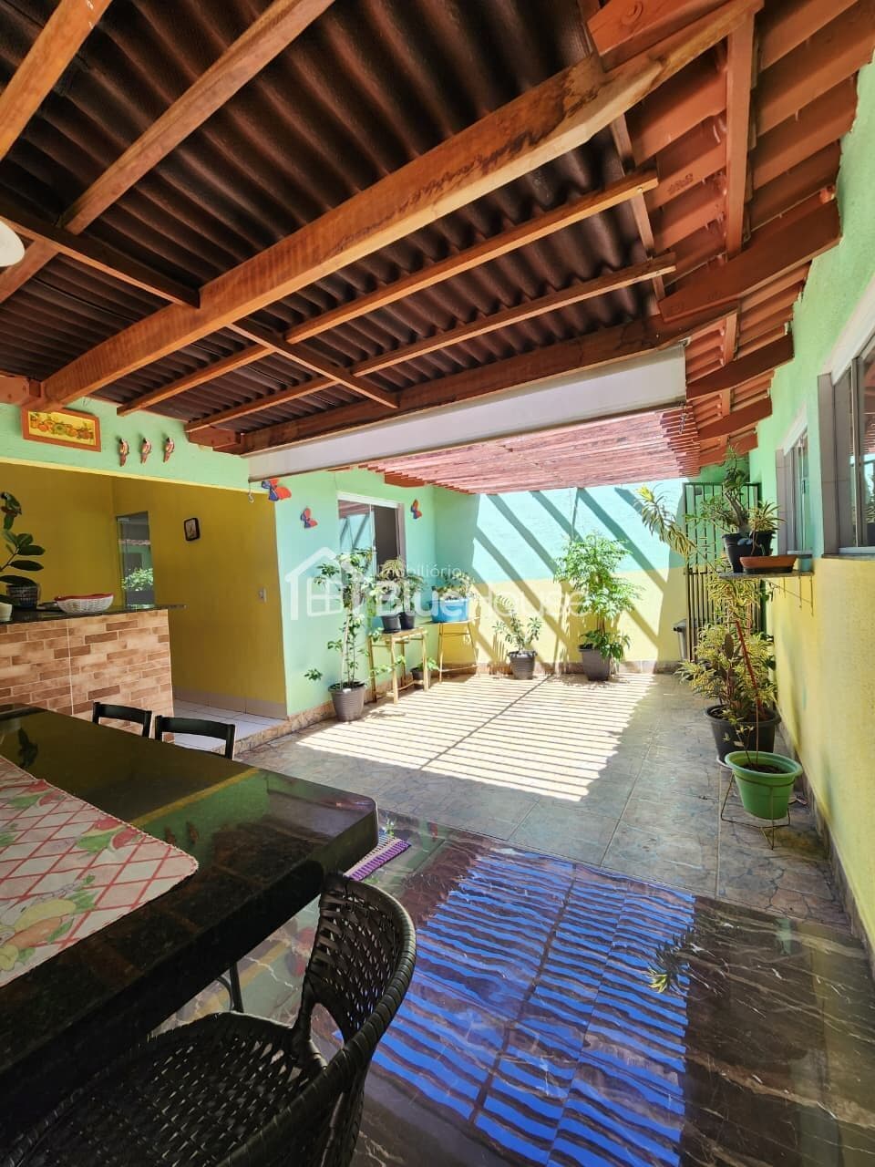 Casa de 3 Quartos sendo 1 suíte em acabamento Premium no Conjunto Estrela do Sul