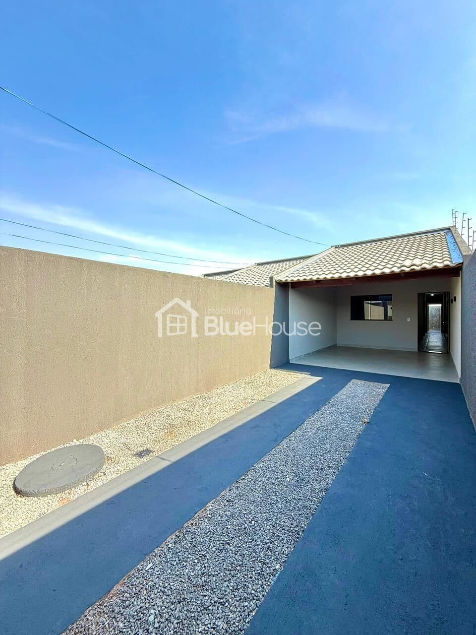 Casa de 2 Quartos em acabamento de excelente padrão no Residencial Vieira / Setor Monte Sinai.