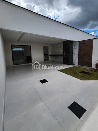 Casa de 3 Quartos, sendo 1 suíte com closet, em acabamento Premium no Residencial Morada do Bosque – Senador Canedo/GO.