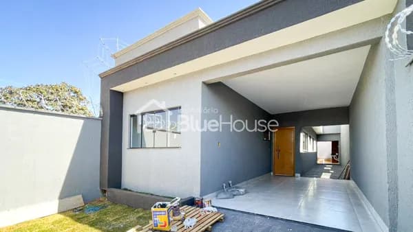 Casa de 2 Quartos sendo 1 suíte em acabamento Premium no Setor Conde dos Arcos.