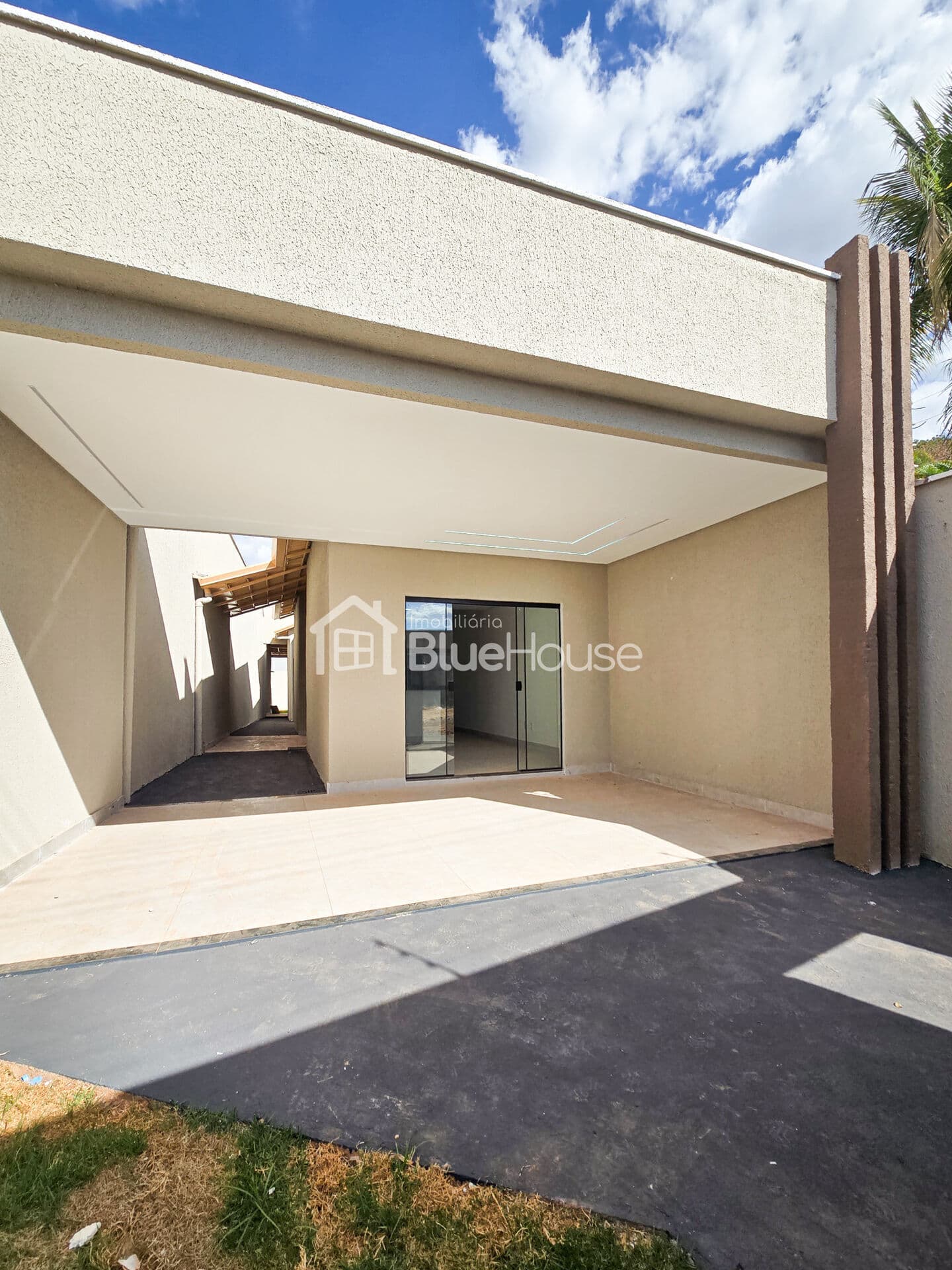 Casa com 2 Quartos Sendo 1 Suíte! A venda, no Setor Ponta Kayana