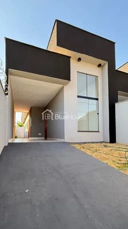 Casa com 3 quartos, sendo 1 suíte master, em acabamento de alto padrão bairro Vera Cruz em Aparecida de Goiânia/GO