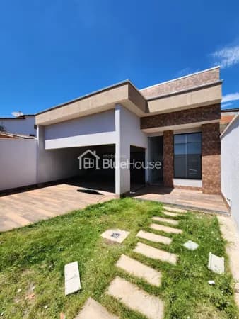 Casa de 3 Quartos sendo 1 suíte em acabamento Premium no Jardim Olímpico – Aparecida de Goiânia.
