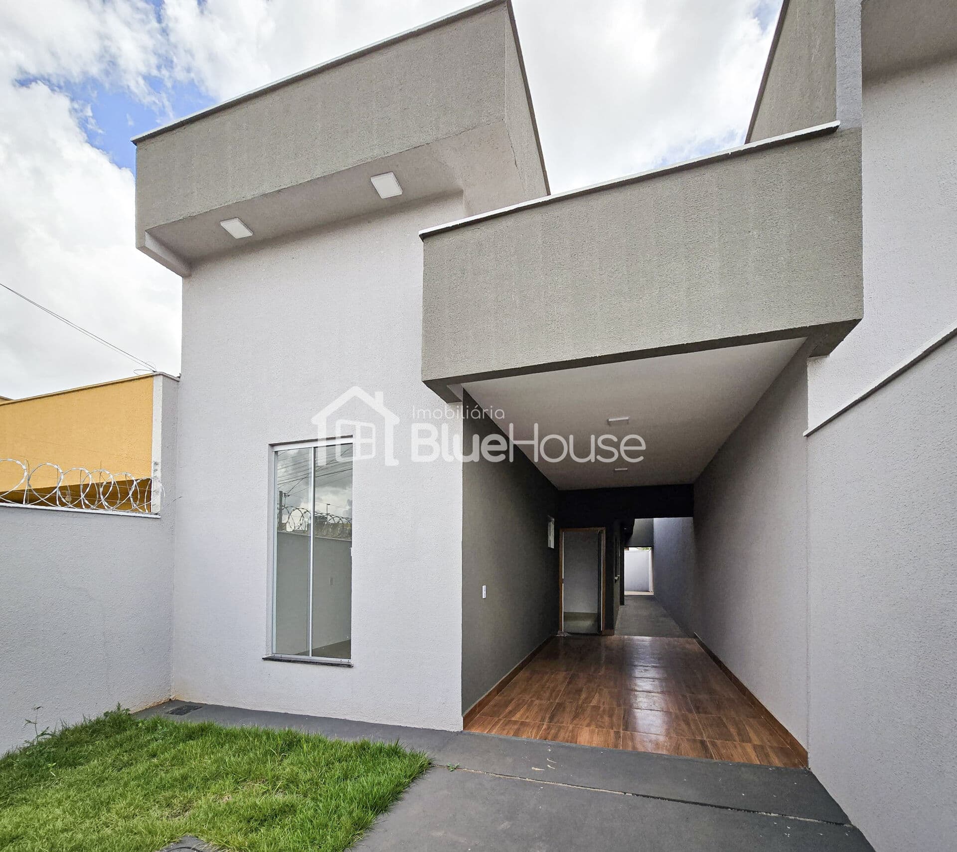 Casa de 3 Quartos sendo 1 suíte em acabamento Premium no Residencial Oriente Ville.