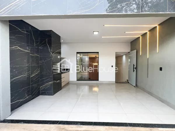 Casa de 3 Quartos, sendo 1 suíte, em acabamento Premium no Setor Maysa 1 – Trindade/GO.