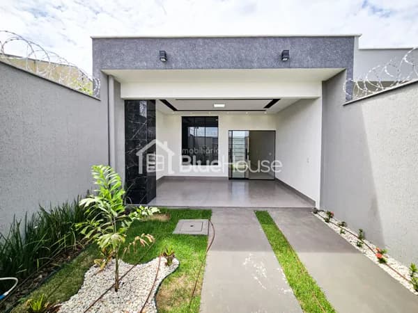 Casa de 2 Quartos sendo 1 suíte em acabamento Premium no Santa Fé