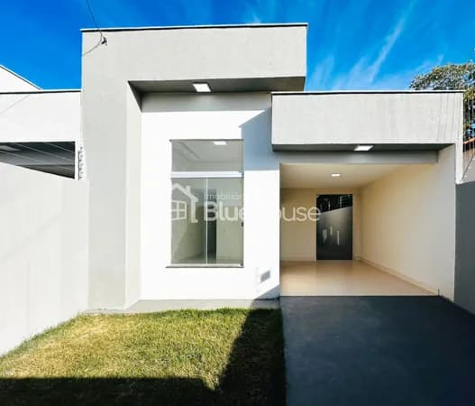 Casa de 3 Quartos sendo 1 suíte em acabamento Premium no Setor Independência mansões