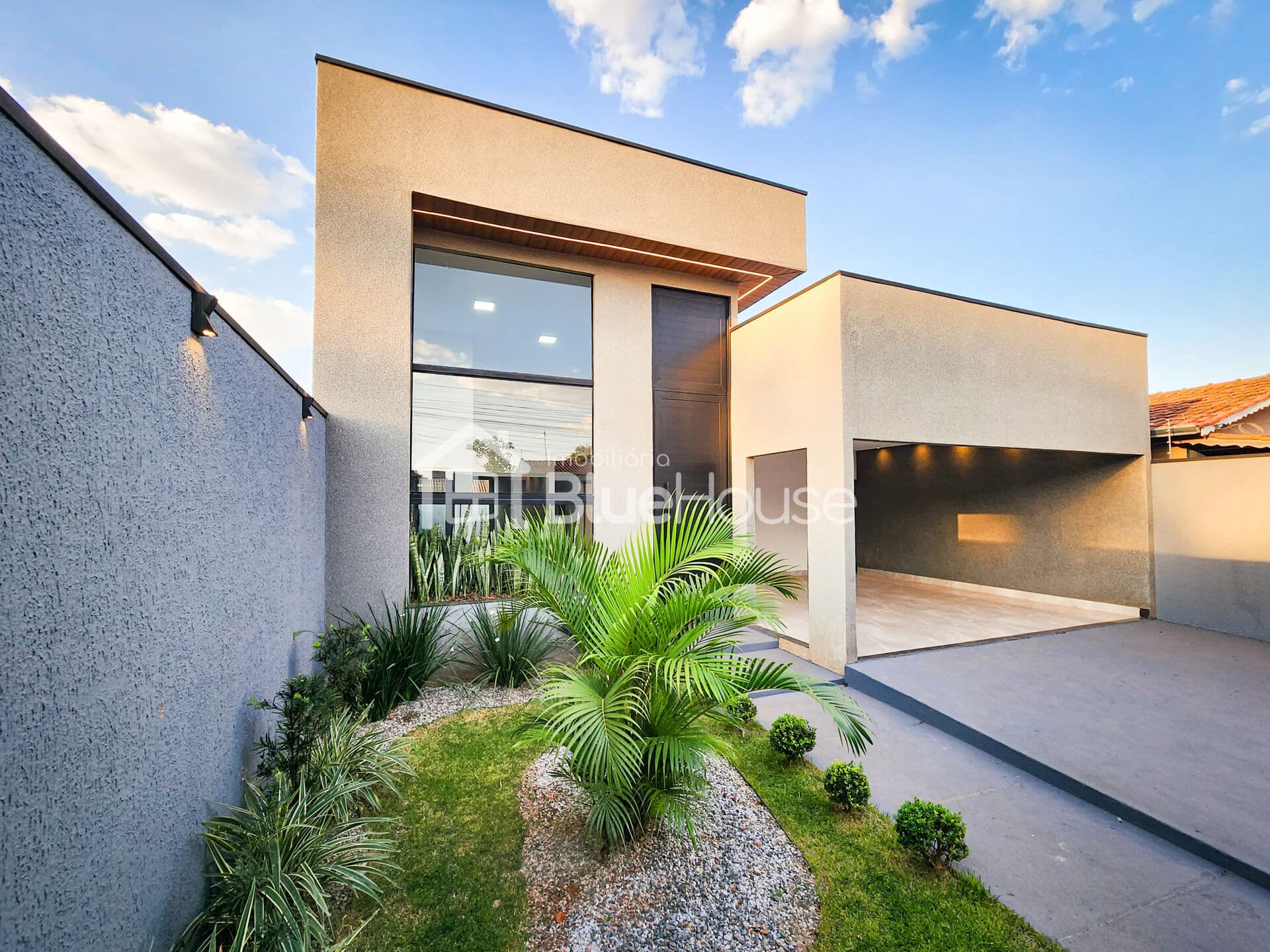 Casa de 3 Quartos sendo 1 suíte master em acabamento Premium no Residencial Vereda dos Buritis.