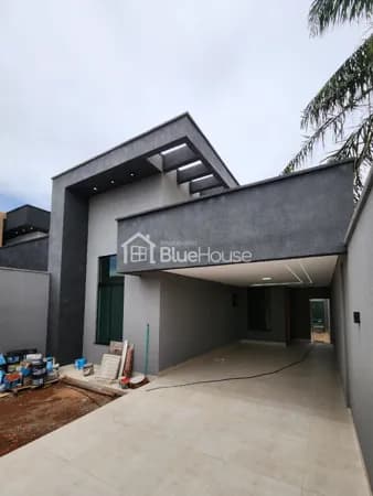 Casa de 3 Quartos sendo 1 suíte em acabamento Alto Padrão no Bairro Cardoso Aparecida de/GO.