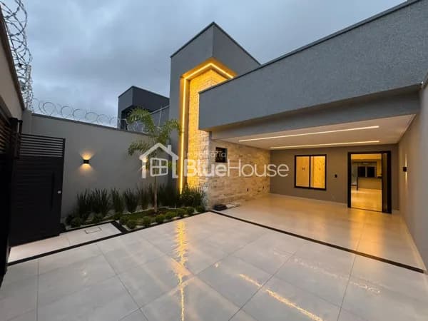 Casa com 3 Suítes em acabamento Premium no Jardim Atlântico - Goiânia GO