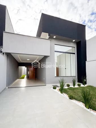 Casa de 3Q sendo 1 suíte com Piscina e acabamento Premium na Vila Oliveira - Aparecida de Goiânia