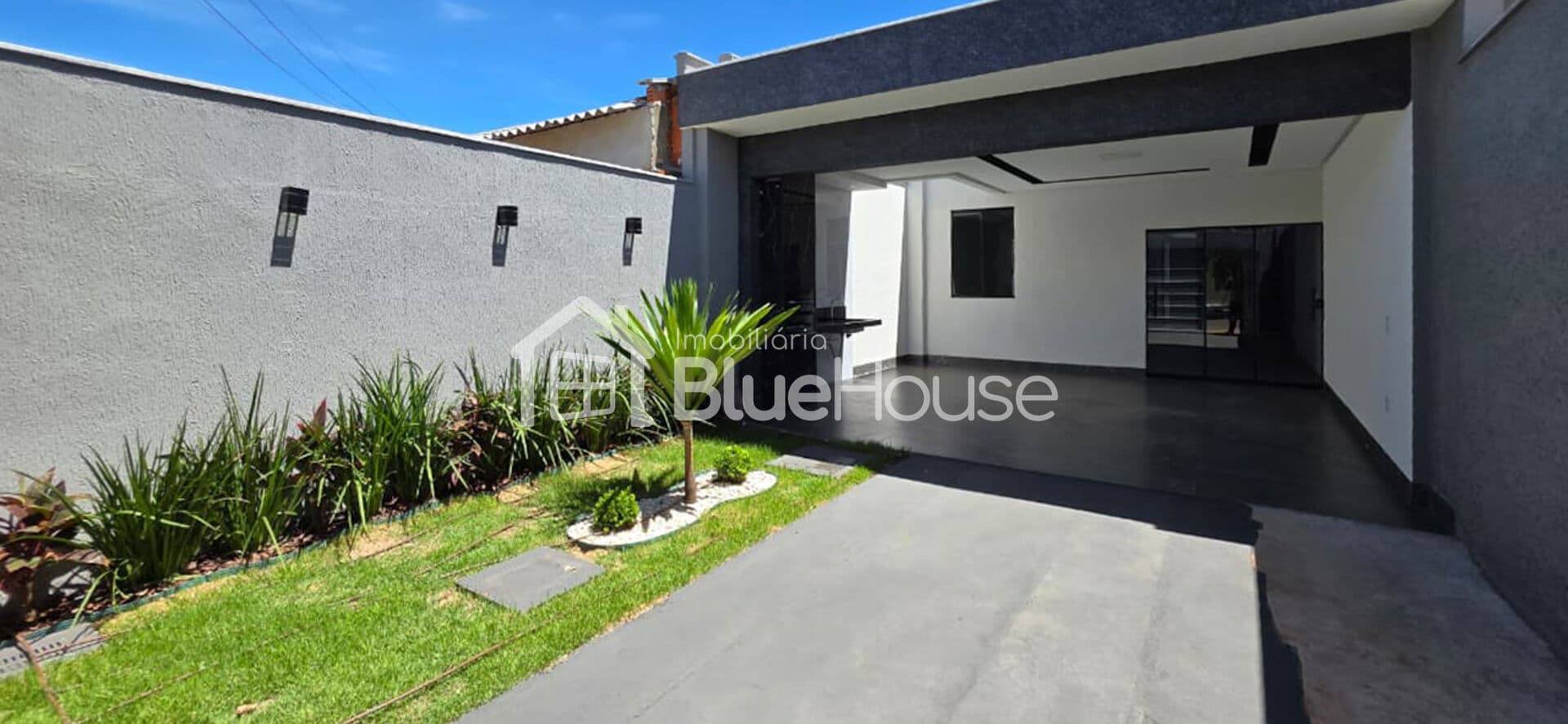 Casa de 3 Quartos sendo 1 suíte em acabamento Premium no Setor Orientville.
