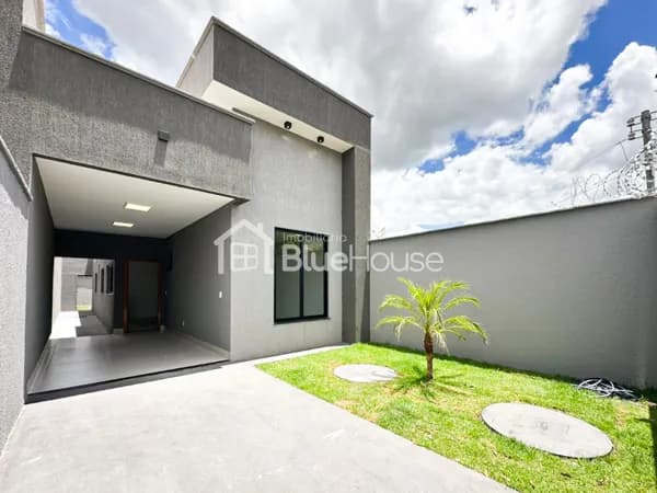 Casa 3 Quartos sendo 1 suíte com Pé Direito Alto no Jardim das Acácias - Aparecida de Goiânia / GO