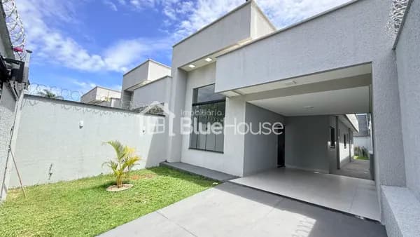 Casa de 3 Quartos sendo 1 suíte em acabamento Premium no Setor Helvécia.