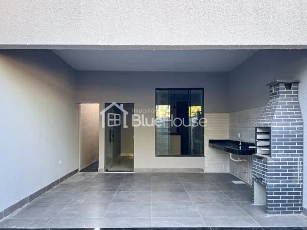 Casa com 3 Quartos Sendo 1 Suíte ENTRADA REDUZIDA! A venda, no Setor Ponta Kayana