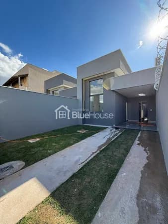 Casa em Senador Canedo - Residencial Ravena
