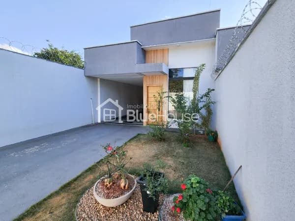 Casa de 3 Quartos sendo 1 suíte em acabamento Premium no Vila São Jorge.