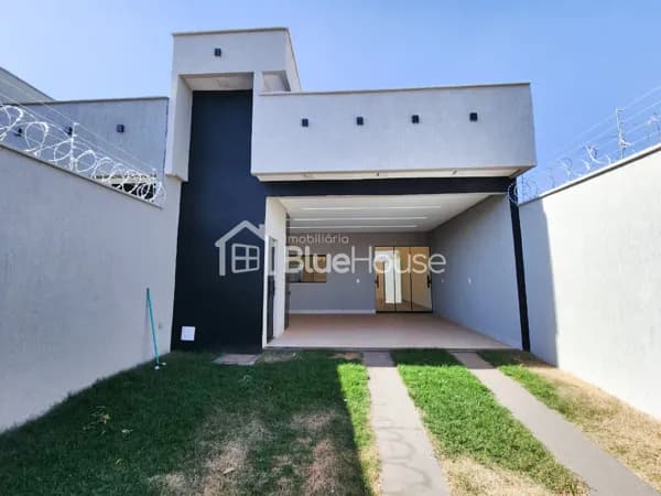 Casa de 3 Quartos sendo 1 suíte em acabamento Premium no Morada dos Pássaros.