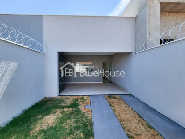 Casa de 2 Quartos sendo 1 suíte no Residencial Santa Fé – Goiânia.