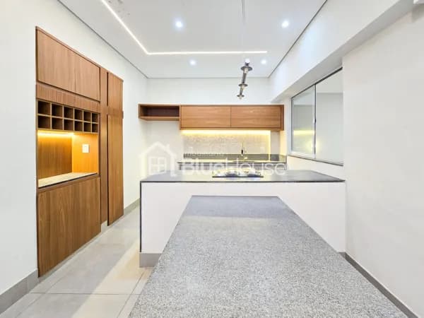 Apartamento 2 Quartos sendo 1 suíte c/ Closet em acabamento Premium no Jardim Goiás.