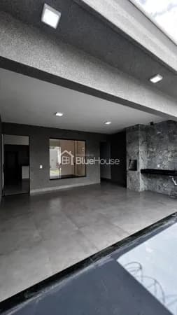 Casa de 2 Quartos sendo 1 suíte em acabamento Premium no Setor Ponta Kayana em Trindade/GO.