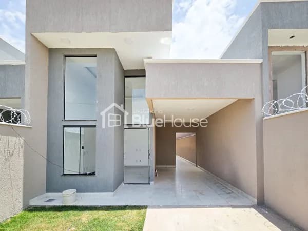 Casa de 3 Quartos sendo 1 suíte em acabamento Premium no Setor Riviera.