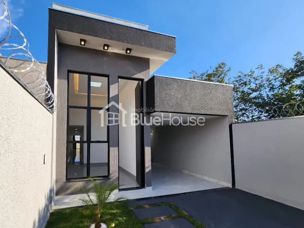 Casa de 3 Quartos sendo 1 suíte em acabamento Premium no Morada dos Pássaros em Aparecida de Goiânia/GO.