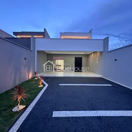 Casa de 3 Quartos sendo 3 suítes em acabamento Premium no Parque Industrial João Braz em Goiânia - GO