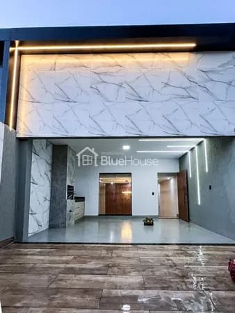 Casa de 3 Quartos, sendo 1 suíte, em acabamento Premium no Setor Maysa 1 – Trindade/GO.