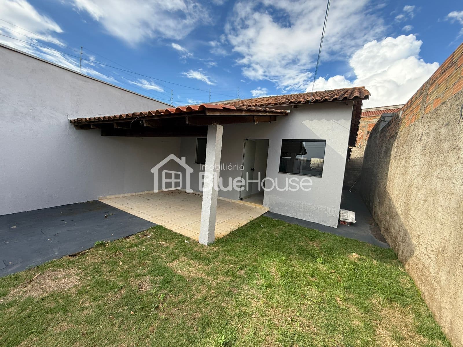 Casa de 2 Quartos em acabamento funcional no Setor Maysa – Trindade.