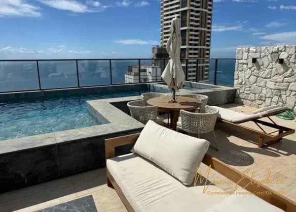 Amplo apartamento 3 suítes 155m² na Ladeira da Barra | Ed. Mansão Caribé