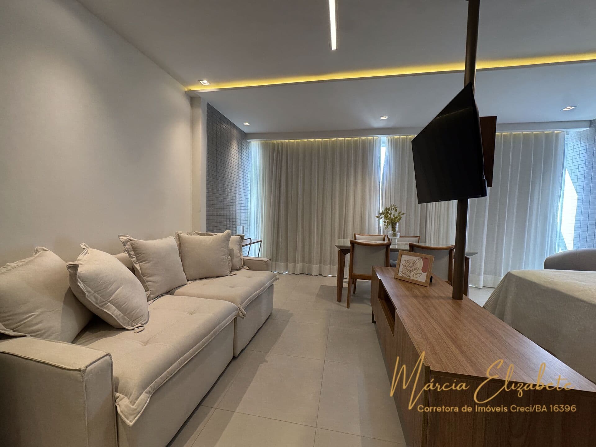 Apartamento Mobiliado 1 dormitório - Caminho das Árvores
