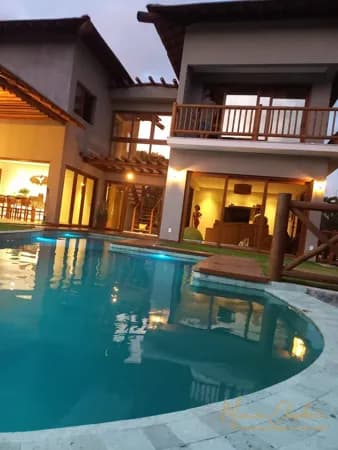 Casa 5 Suítes - Praia do Forte - Condomínio Praia Bela