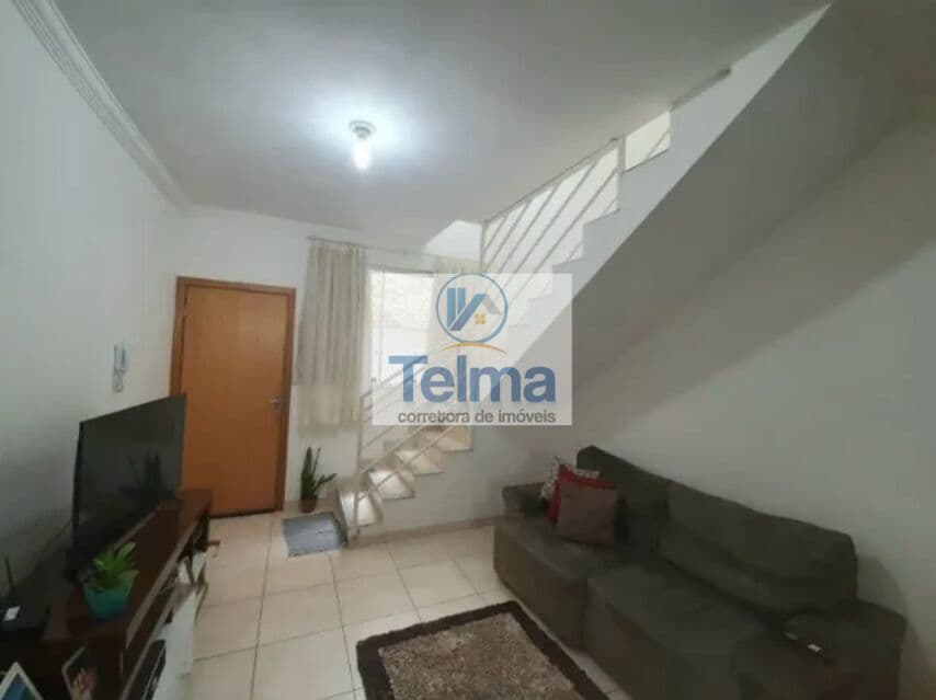 Casa geminada 02 quartos, 01 vaga São Cosme de Baixo - São Benedito/MG