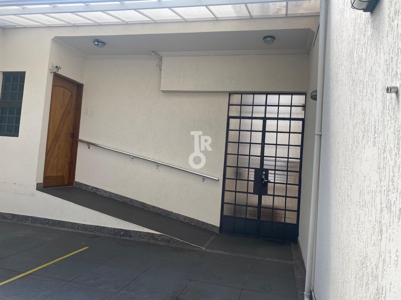 CASA COMERCIAL PARA VENDA NA REGIÃO CENTRAL DE JUNDIAI -SP