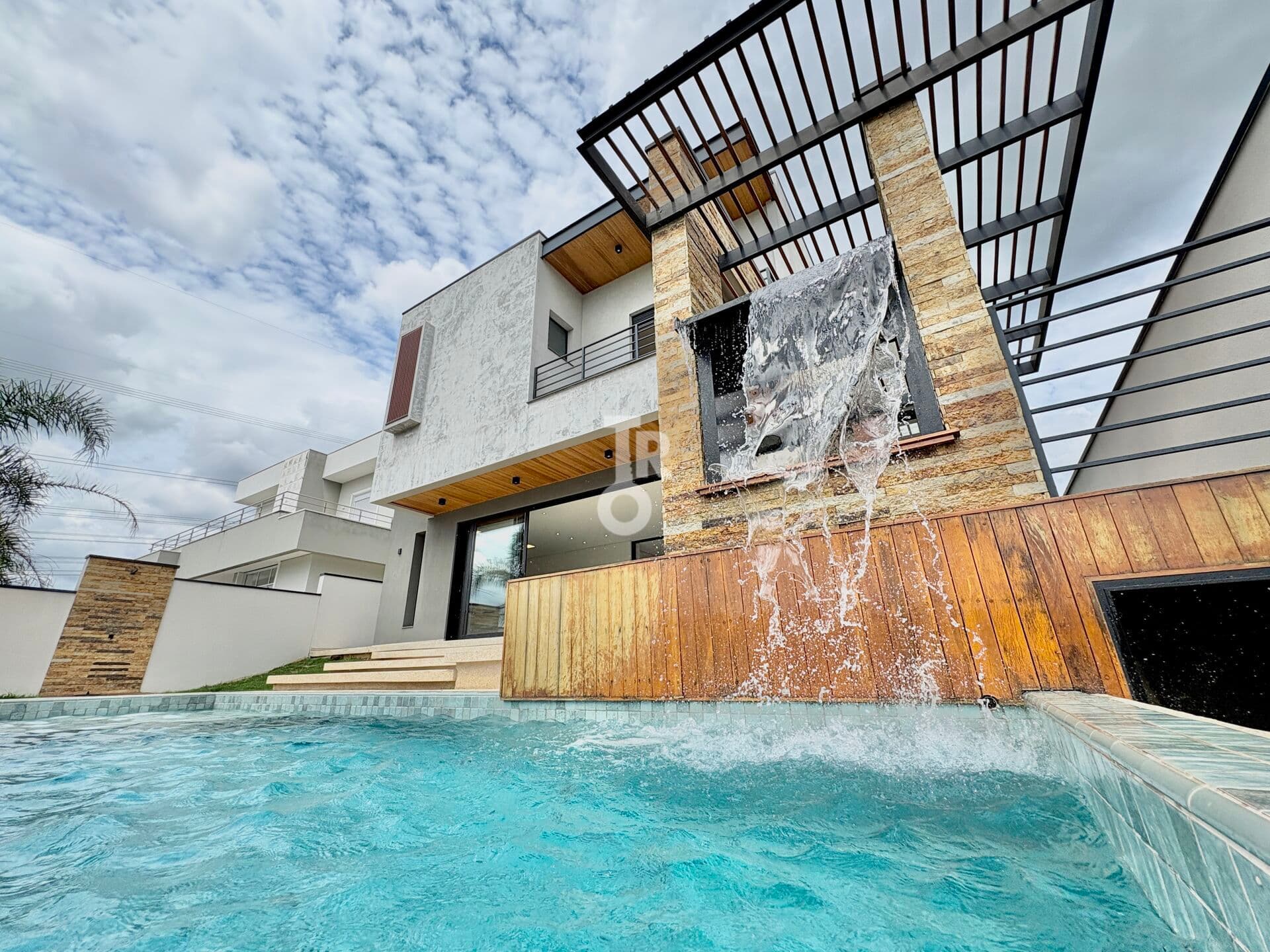 CASA À VENDA - CONDOMÍNIO RESERVA DA SERRA - JUNDIAÍ-SP