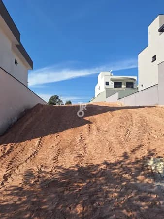TERRENO À VENDA 348M² | CONDOMINIO BELLA VITTÁ | JUNDIAI - SP