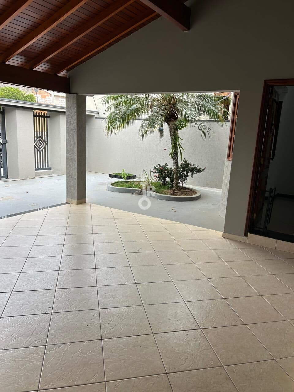 CASA À VENDA | 3 QUARTOS | 2 SUÍTES | 263M² | JARDIM VERA CRUZ | LOUVEIRA | SP