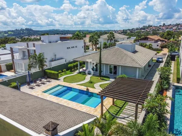Casa térrea com 3 suítes no QUINTA DAS PAINEIRAS em Jundiaí/SP por R$ 4.028.000