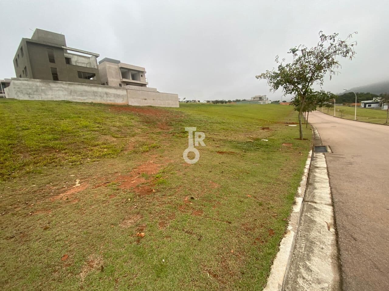 TERRENO A VENDA NO CONDOMÍNIO ALPHAVILLE 1, JUNDIAÍ
