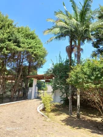 LINDA CHÁCARA COM 5.000 M² À VENDA COM LAGO PRIVATIVO E RIO NOS FUNDOS ENTRE JUNDIAÍ E ITUPEVA SP