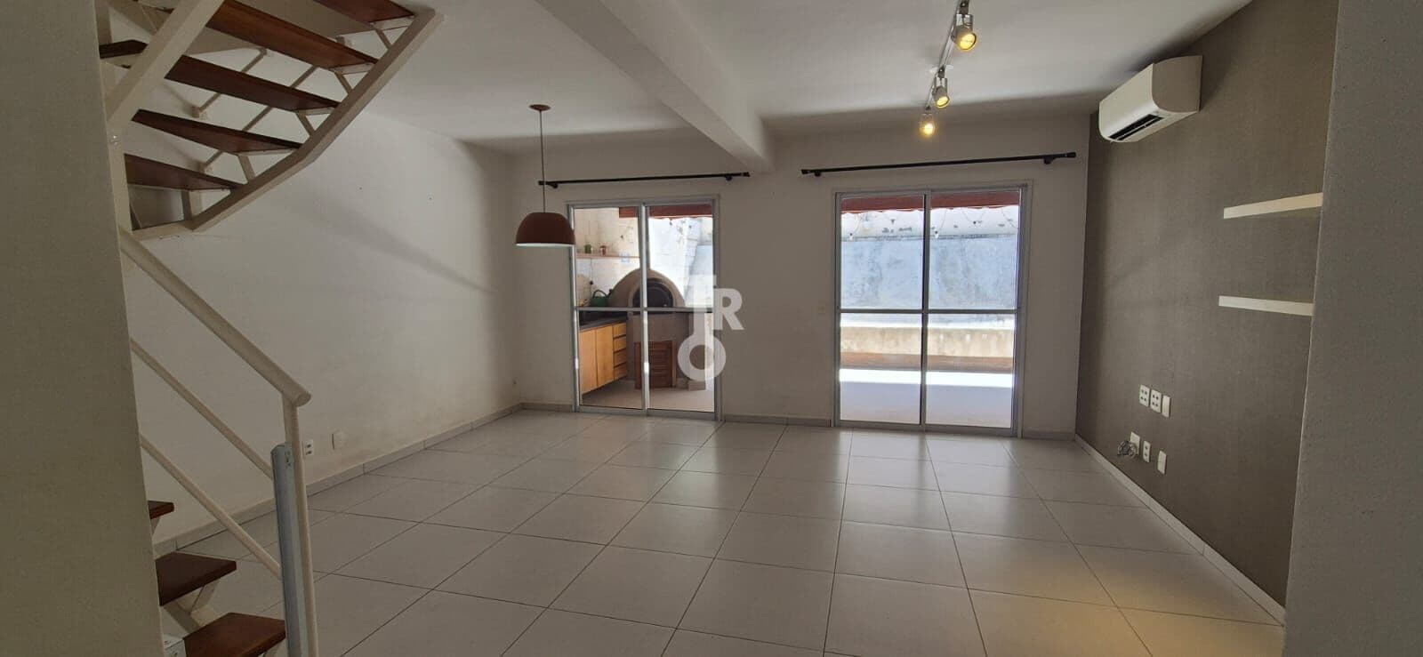 Casa à venda 89m², 3 quartos, sendo 1 suíte - Vintage Club - Jundiaí - SP