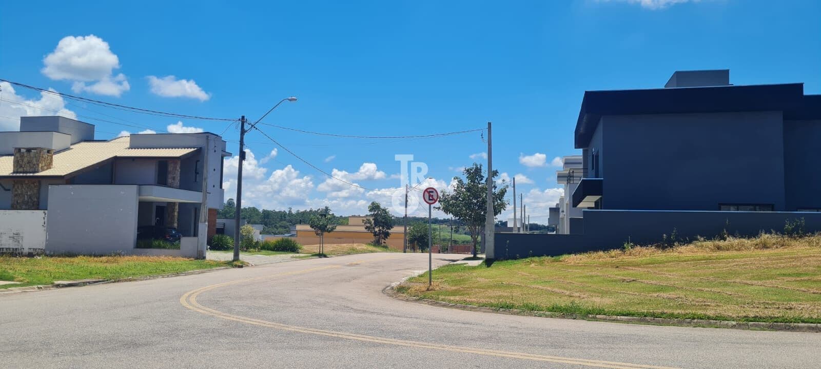 TERRENO À VENDA | 306m² | BELLA VÍTTA | JUNDÍAI -SP
