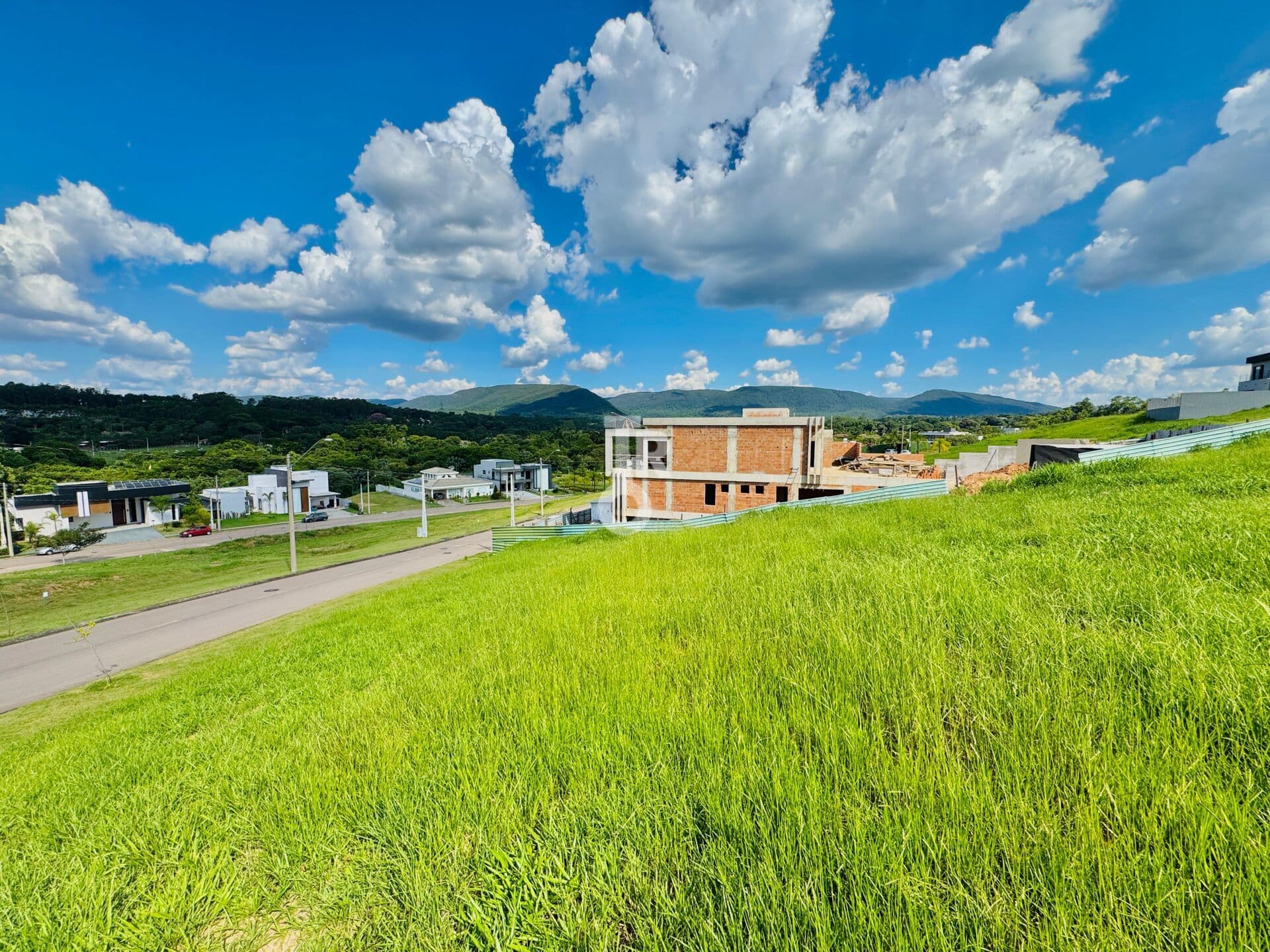 TERRENO À VENDA | 800M² |TERRAS DA ALVORADA | ITUPEVA-SP
