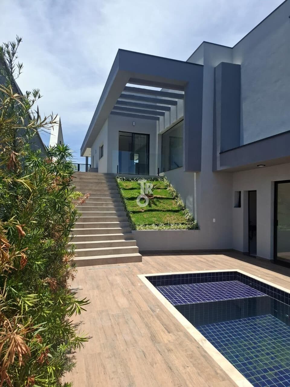 Casa com 4 dormitórios com vista para o lago no Condomínio Ibi Aram II – Itupeva