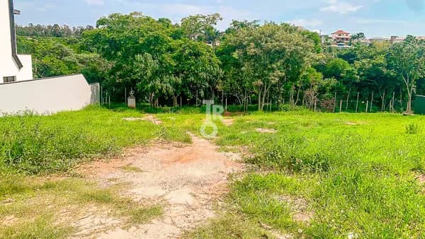 Terreno de 800m² no TERRAS DA ALVORADA em Jundiaí/SP por R$ 740.000