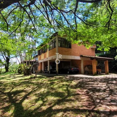 Chácara à venda no bairro Jardim Marco Leite – Jundiaí/SP | 3 quartos (1 suíte) | chácara com piscina, casa de caseiro e amplo terreno